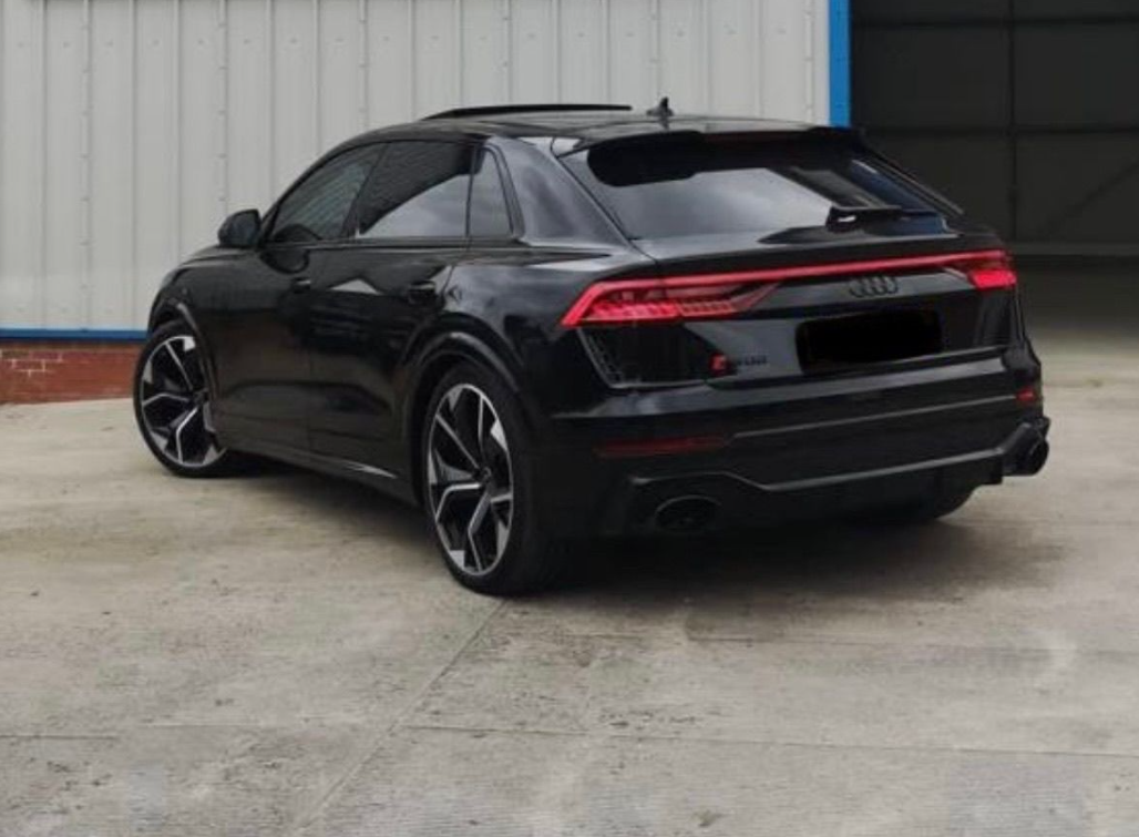 Audi RSQ8 Vorsprung