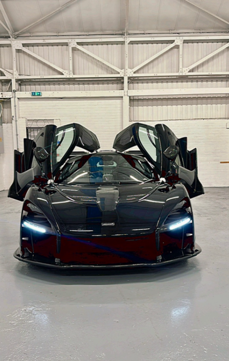 McLaren Senna