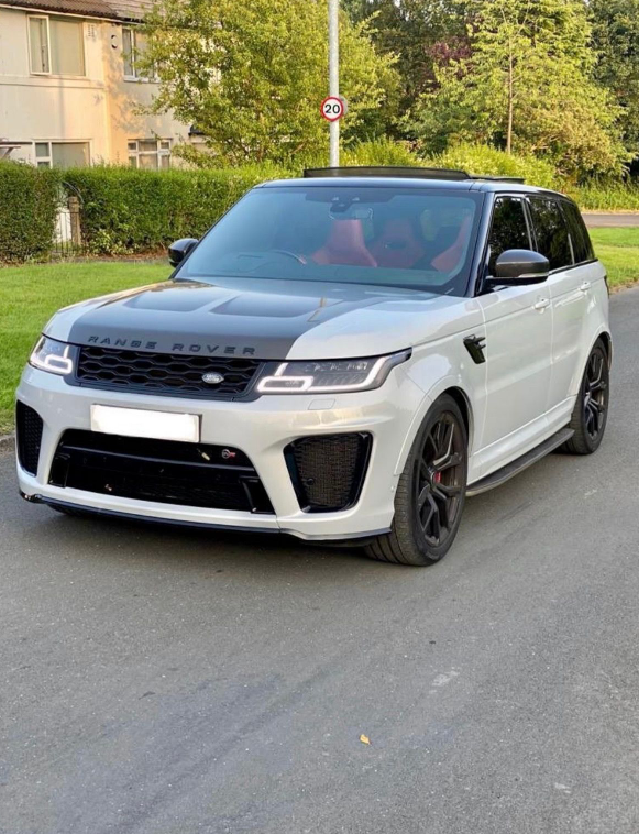 Range Rover SVR Carbon Edition